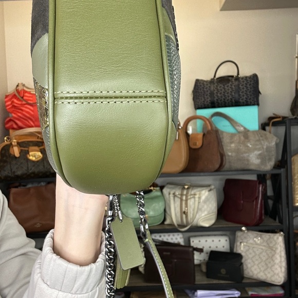 Coach Patchwork Crescent Mini Crossbody 2025 Carmen R$350 Olive - Picture 14 of 14